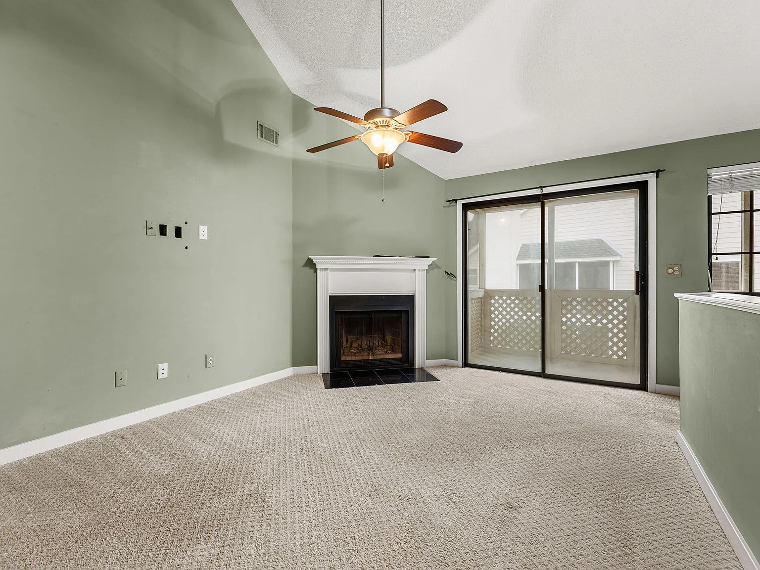 2 bed, 2.0 bath, 1164 sqft, $2,695 — Photo 4