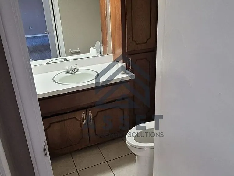 7217 Edenborough Dr — Photo 13