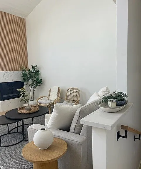 320 Marine Ave — Photo 2
