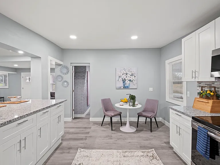 10891 Pettus Rd — Photo 12