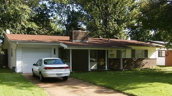 1st image of 3035 Kingsley Dr