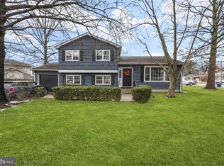 38 Colonial Lake Dr, Lawrence Township, NJ 08648
