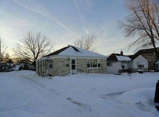 645 1st St, Hartford, WI 53027