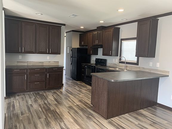 3rd image of 920 Century Plaza Dr #477
