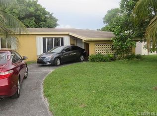 7200 Venetian St, Miramar, FL 33023