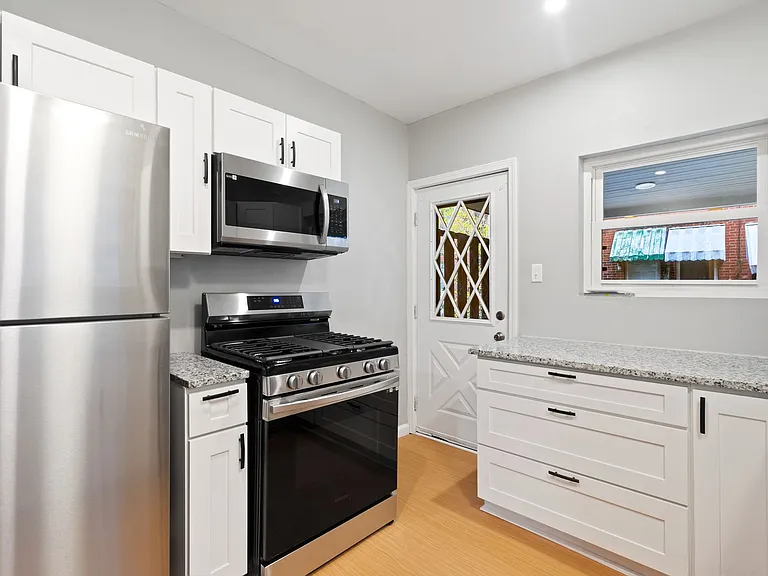 5007 Blair St — Photo 3
