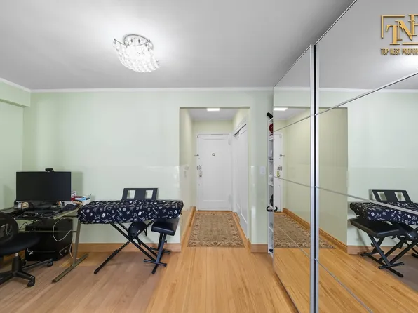 2310 Ocean Parkway image 14 of 23