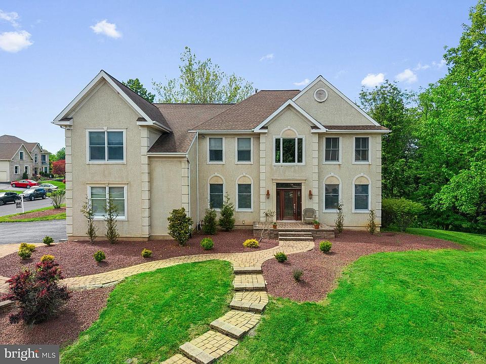 1st image of 57 Cropwell Ln