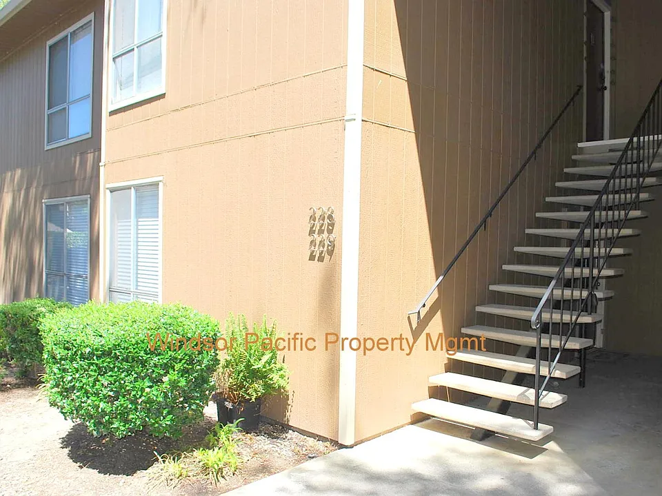 9025 Alcosta Blvd #229