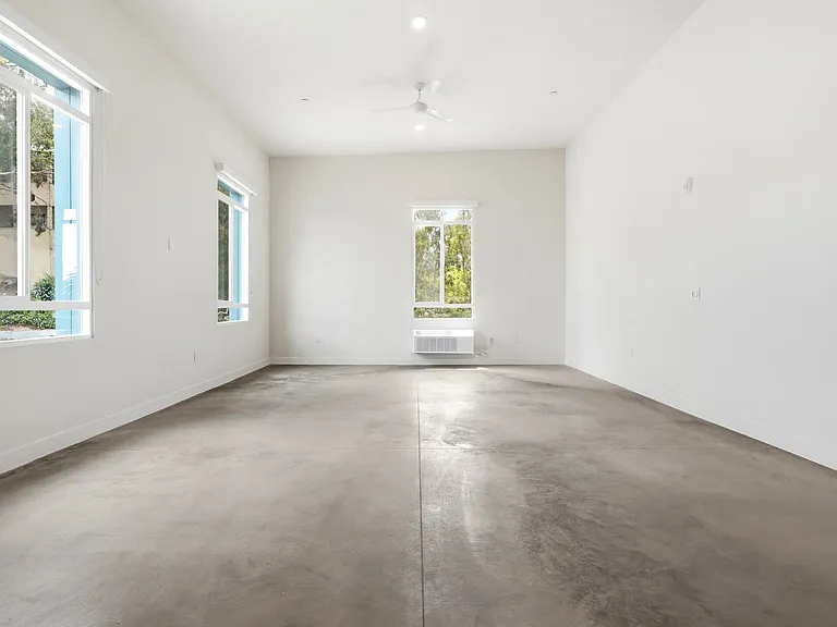 Step Designer Studio Community Living — Photo 163
