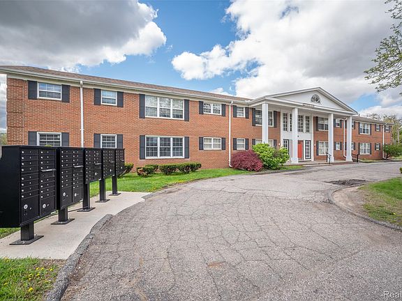2nd image of 25301 Five Mile Rd APT 227