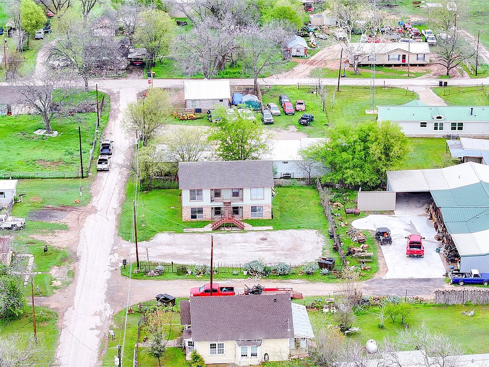 104 E Brown St Lipan TX Zillow