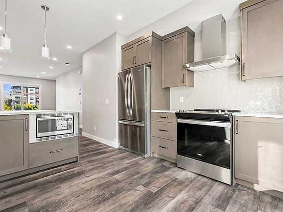 3rd image of 153 N Mahogany Gdns SE
