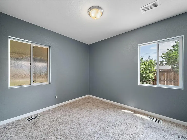 3098 S Cherry Way — Photo 18