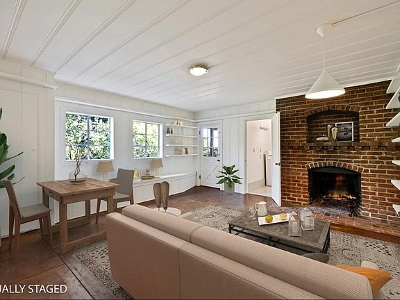 3rd image of 279 Berkeley Park Blvd