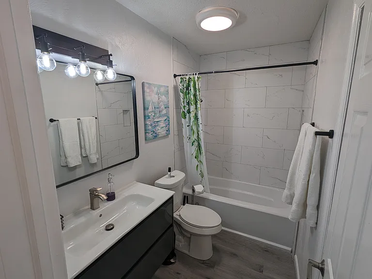 519 Florida Ave — Photo 4