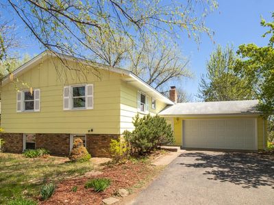 537 17th Ave NW, New Brighton, MN, 55112