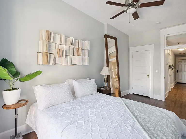 217 Brady St — Photo 10