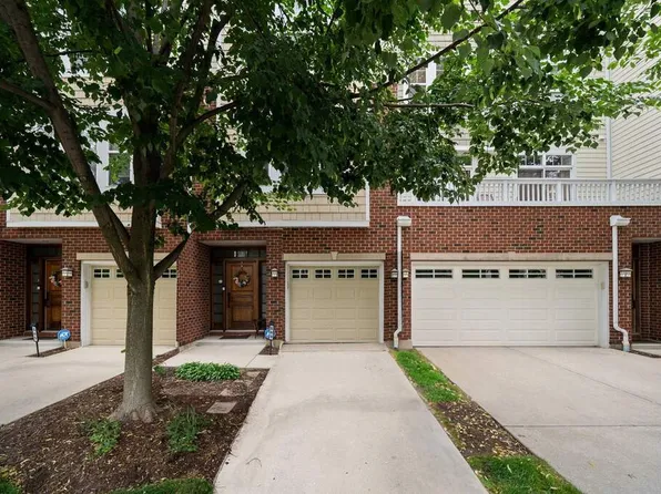 507 Grove Ln #H, Forest Park, IL 60130
