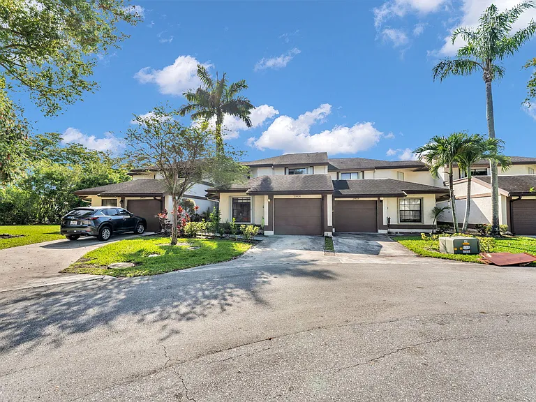 20824 Boca Ridge Dr N — Photo 1