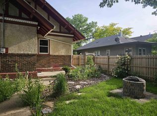 317 4th Ave, Charles City, IA 50616