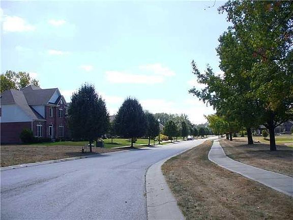 5th image of 7224 Misty Woods Ln