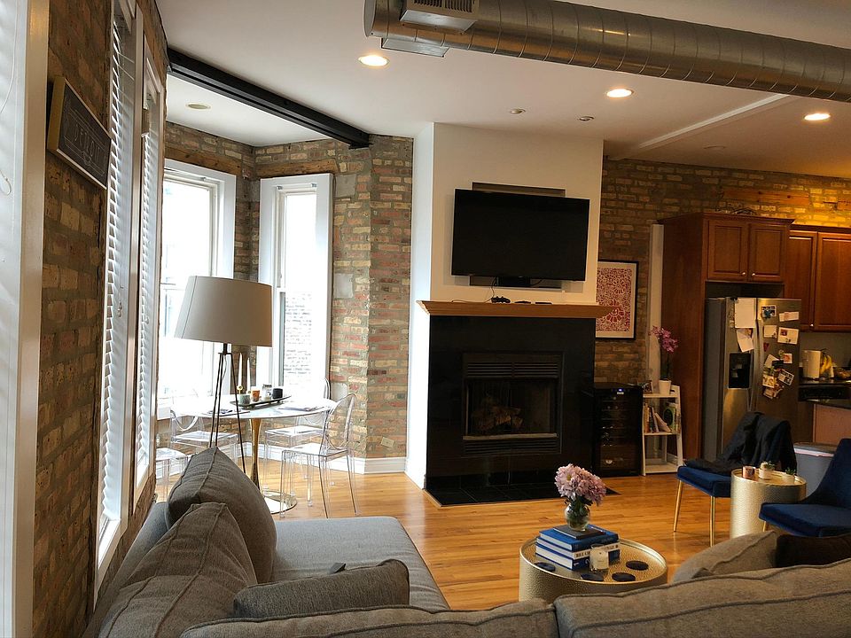 1st image of 1000 W Armitage Ave Unit 3B