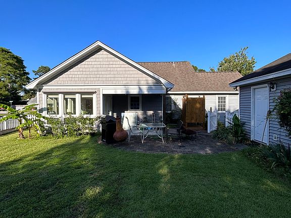 3rd image of 6700 Rushwood Ct