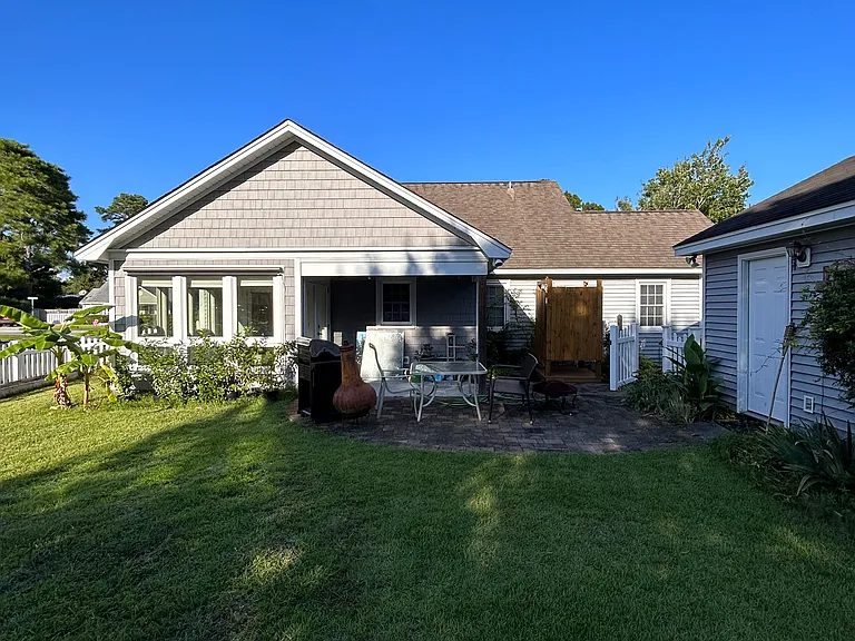 6700 Rushwood Ct — Photo 3