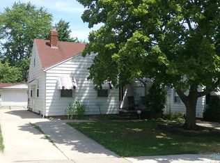 15811 Maplewood Ave, Maple Heights, OH