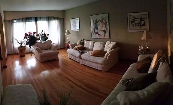 5th image of 17249 Kimbark Ave