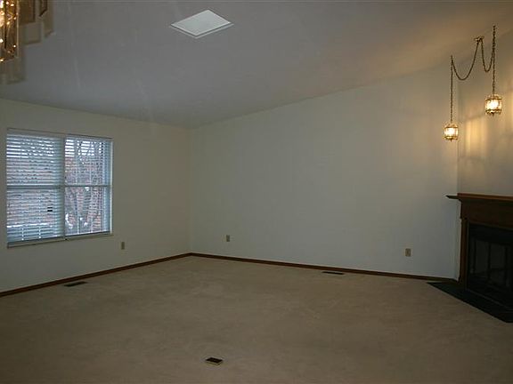 3rd image of 2548 Valais Ct