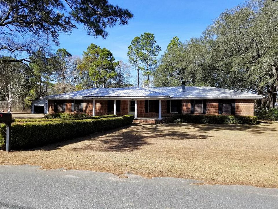 1st image of 2586 Dogwood Dr