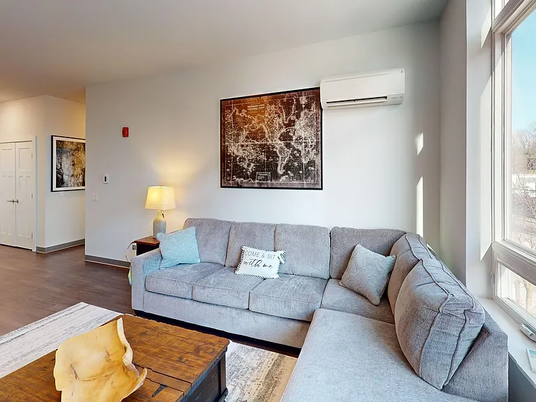 City Lights Modern, Luxury Living in Downtown Winooski — Photo 30