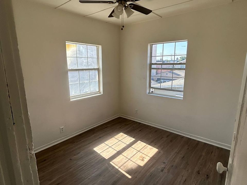 1st image of 134 E 31st St #4