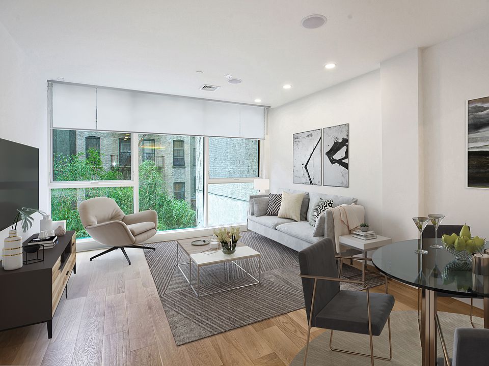 1st image of 310 W 114th St #4
