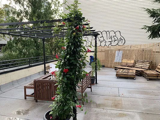 Rented by Flatiron Real Estate Advisors LLC | media 6