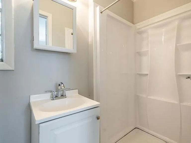 3615 W Capitol Ave — Photo 16