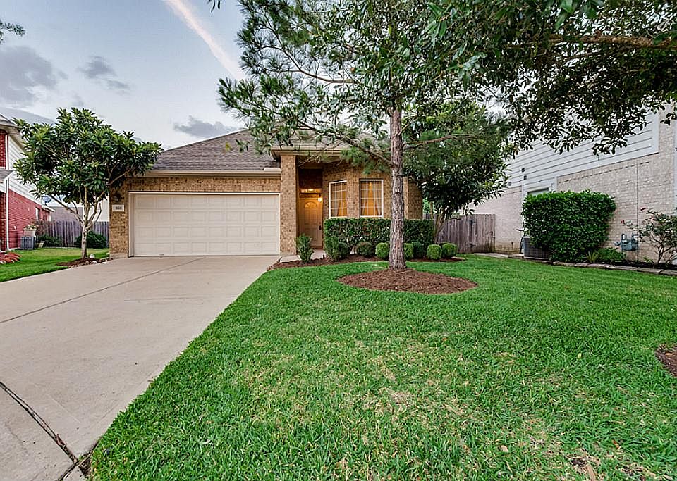 1st image of 9218 Bonnet Creek Dr