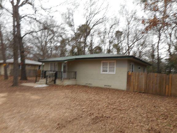 3rd image of 5555 Thistledown Dr