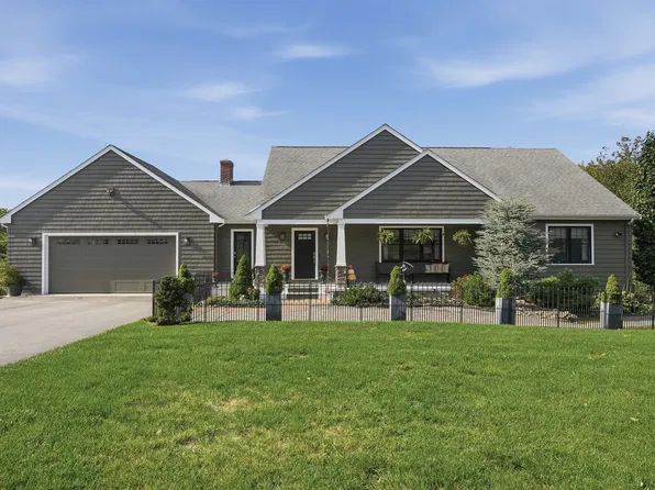 100 Raymond Allard Blvd, Swansea, MA 02777
