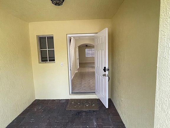 2nd image of 1146 Imperial Lake Rd
