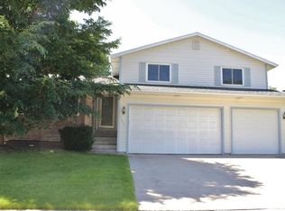 3235 25th Ave, Marion, IA 52302