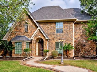 3152 Nottingham Ln, Port Neches, TX 77651
