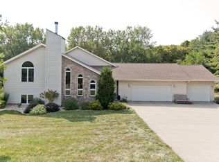 3115 Oak St NE, Solon, IA 52333