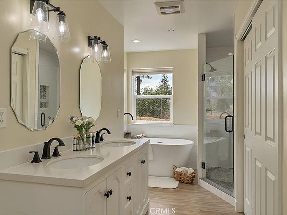 4th image of 1610 Louie Ln