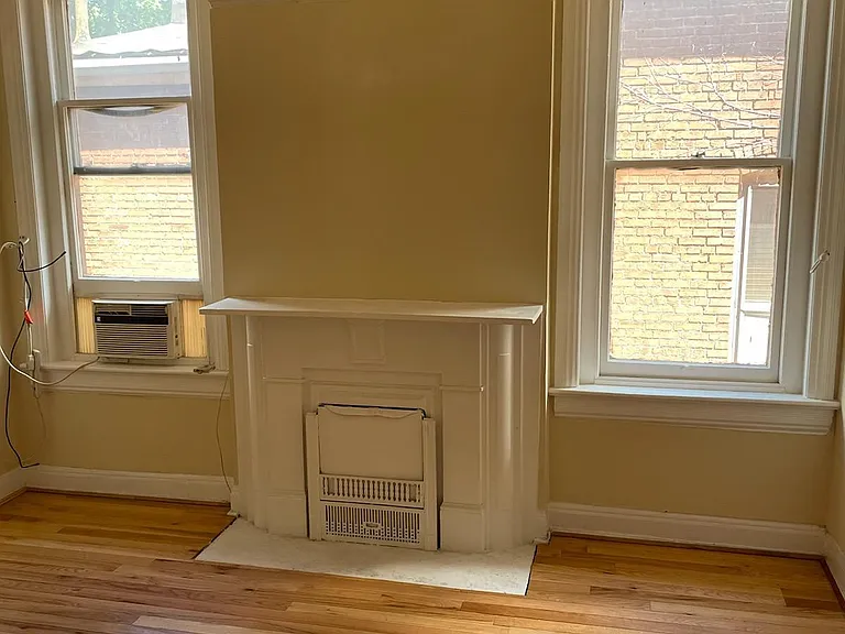 545 W Saint Catherine St #2 — Photo 7