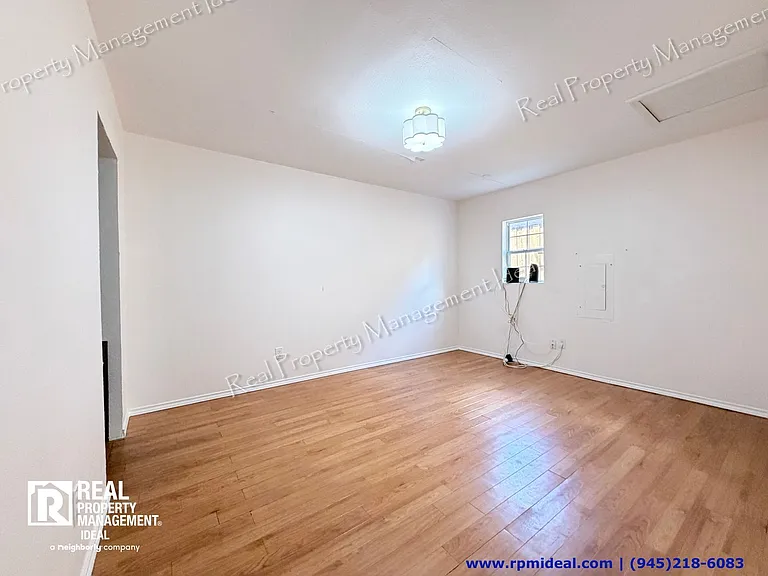 407 Ivy Way — Photo 22