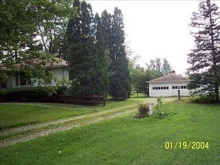 2nd image of 12320 Painesville Warren Rd
