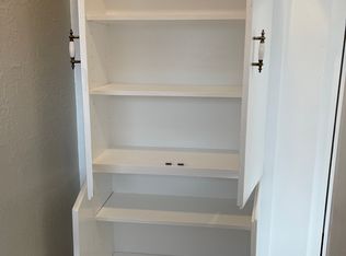 368 Adams St #6, Oakland, CA 94610